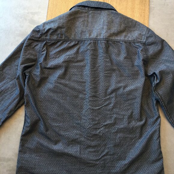 Bundle of 2 Stylish Men’s Long Sleeve Button Shirts – Versatile Gray & Red Combo - Picture 7 of 8